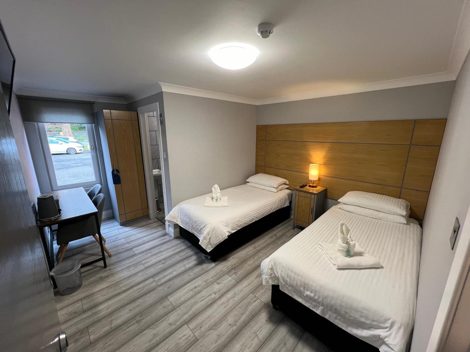 Auld Mill House Hotel Dunfermline Esterno foto