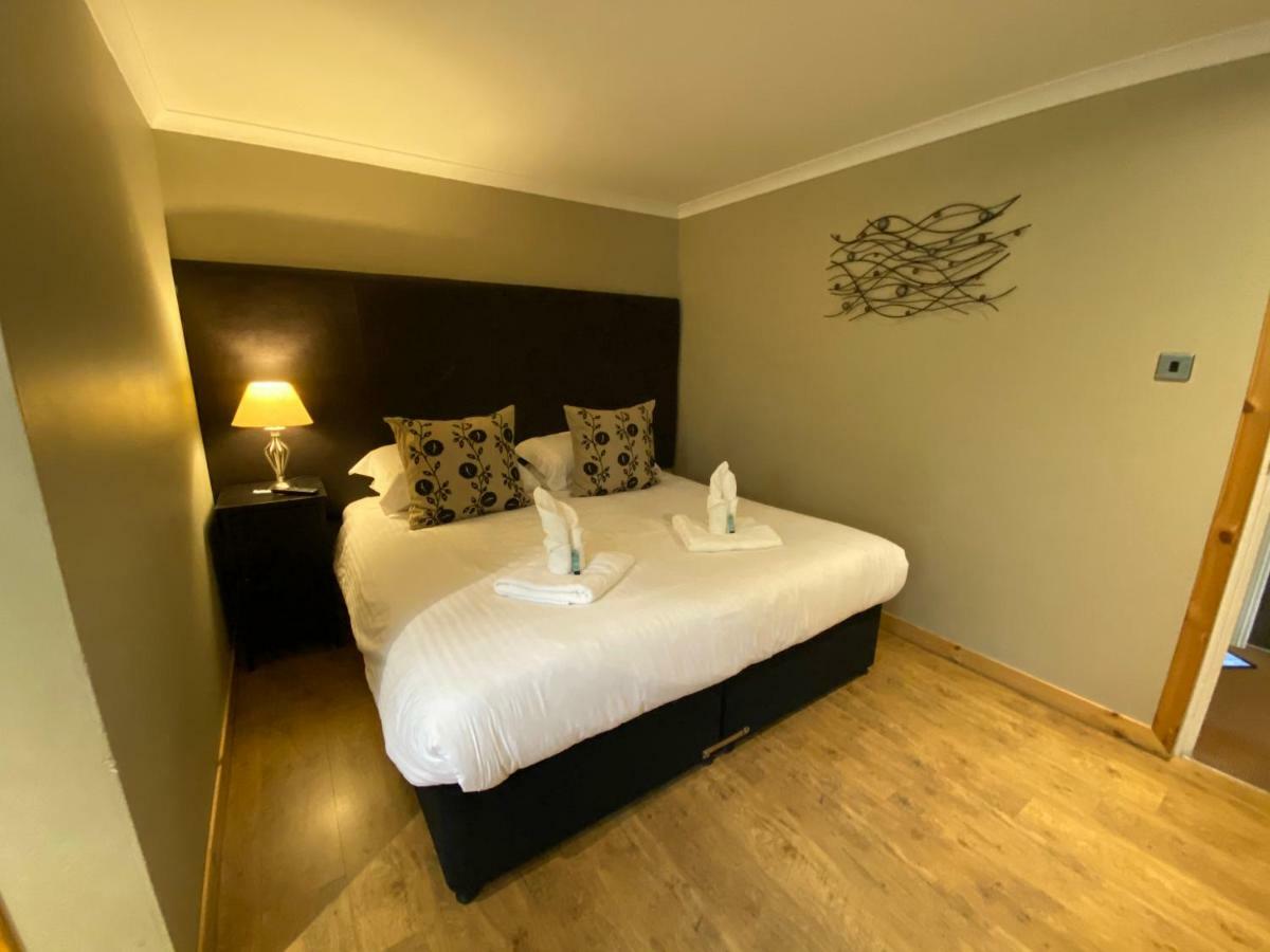 Auld Mill House Hotel Dunfermline Esterno foto