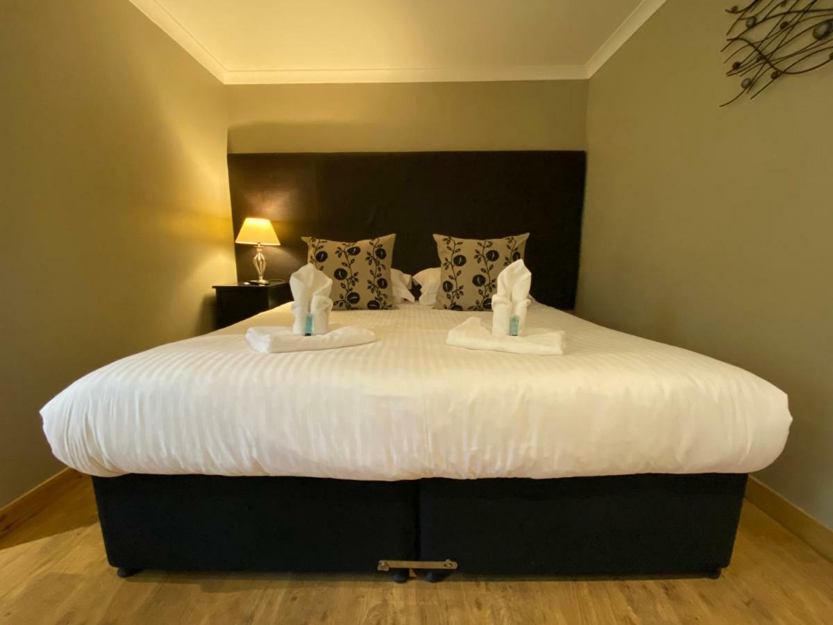 Auld Mill House Hotel Dunfermline Esterno foto